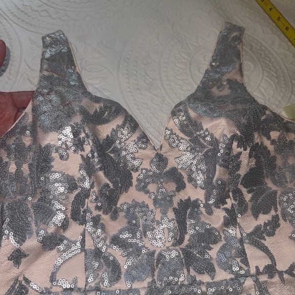 Wedding, formal,prom stunning silver evening dress - Picture 12 of 16